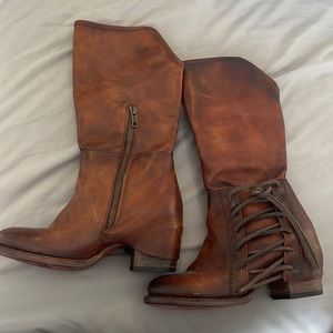 FREEBIRD BOOTS. SIZE 6